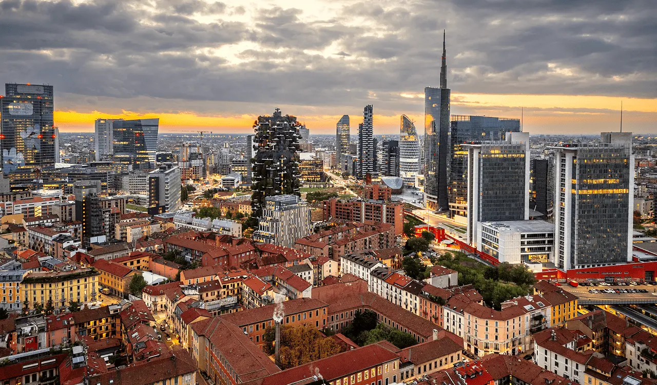 milan-italy-financial-district-at-dawn-2026-03-24-11-25-10-utc 2